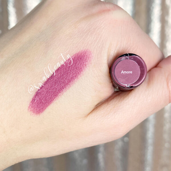 Amore-swatch